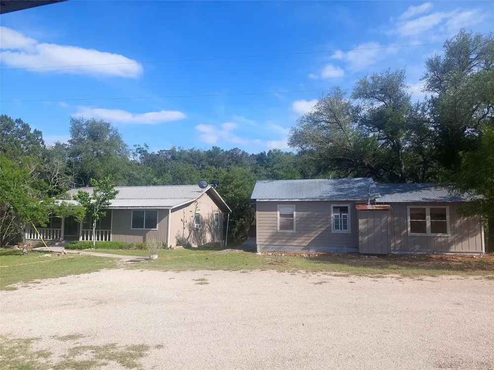 4553 McCall Creek Road Blanco, TX 78606