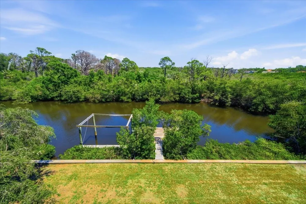1130 S FLORIDA AVENUE Tarpon Springs, FL 34689
