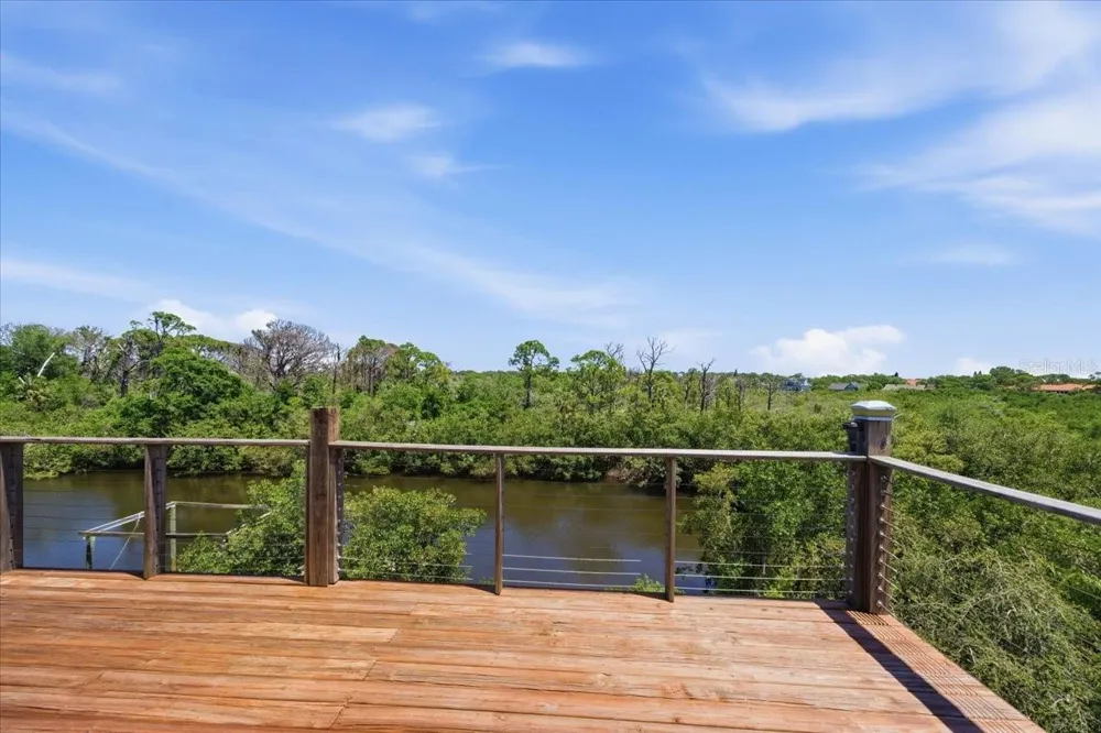1130 S FLORIDA AVENUE Tarpon Springs, FL 34689