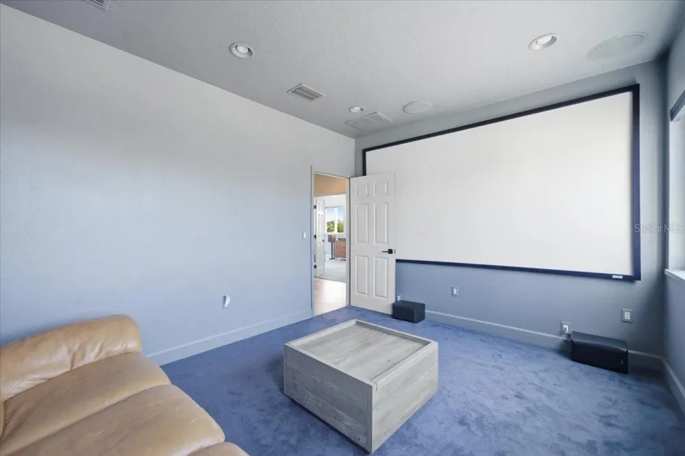 1130 S FLORIDA AVENUE Tarpon Springs, FL 34689