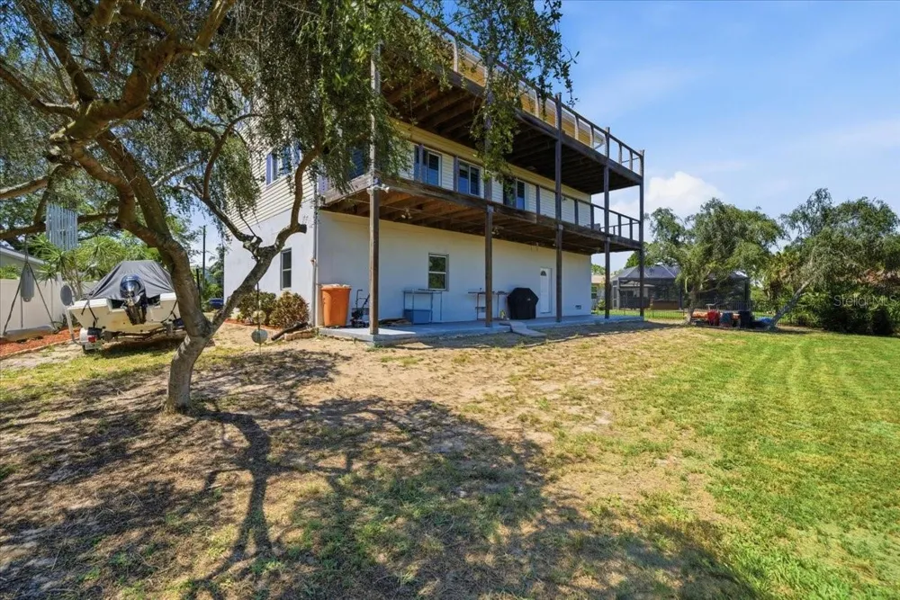 1130 S FLORIDA AVENUE Tarpon Springs, FL 34689