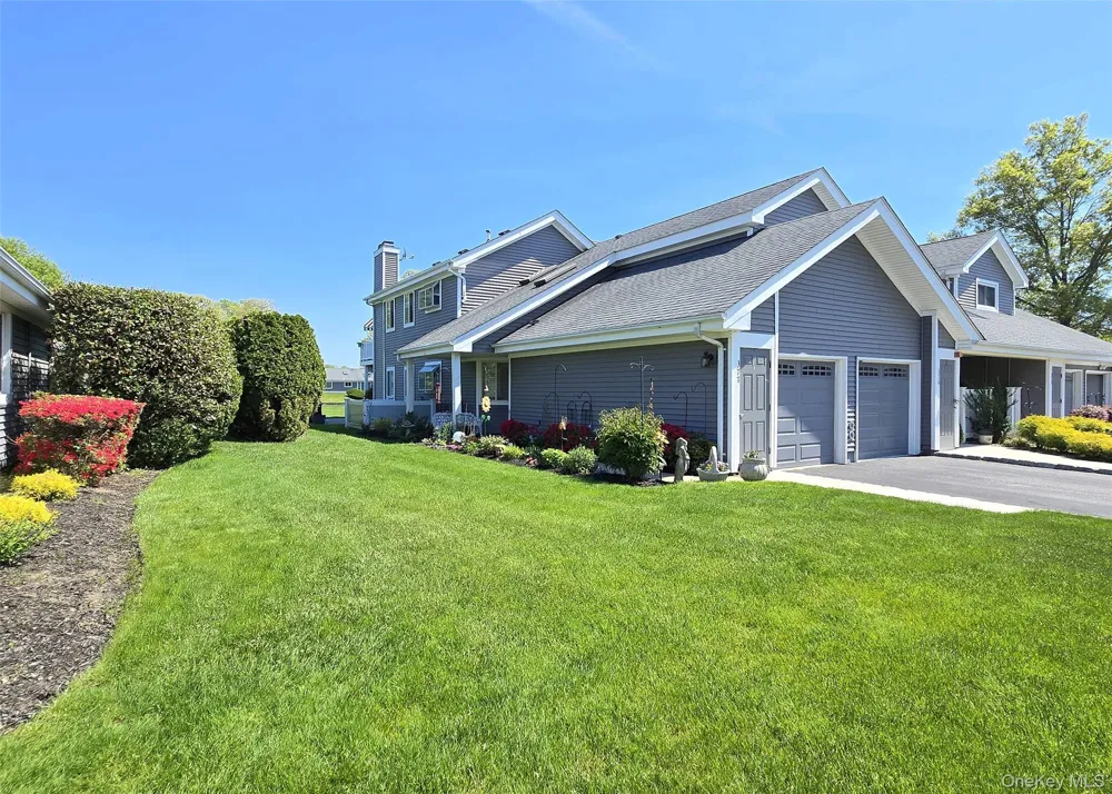 377 Quarry Pond Court Moriches, NY 11955