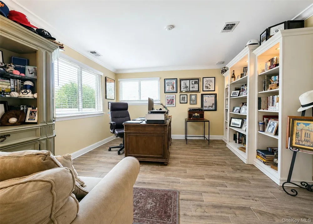 377 Quarry Pond Court Moriches, NY 11955