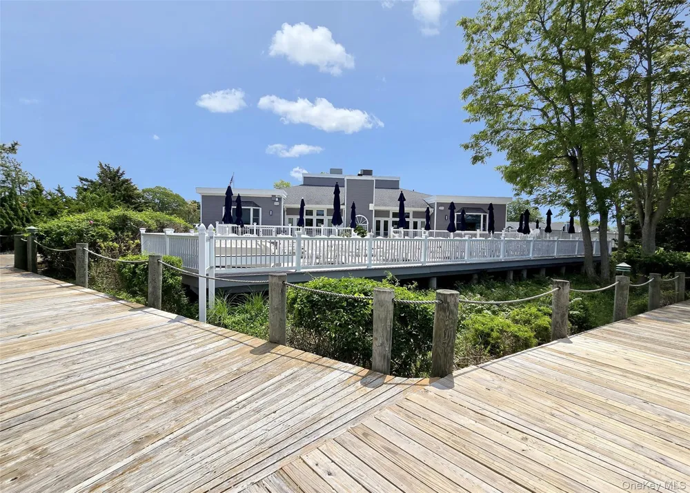 377 Quarry Pond Court Moriches, NY 11955
