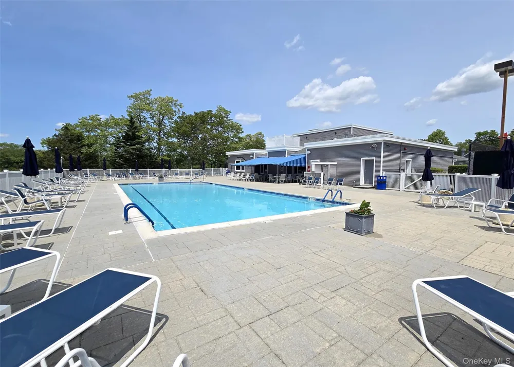 377 Quarry Pond Court Moriches, NY 11955