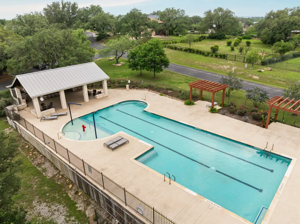 207 Cove Creek Drive Spicewood, TX 78669