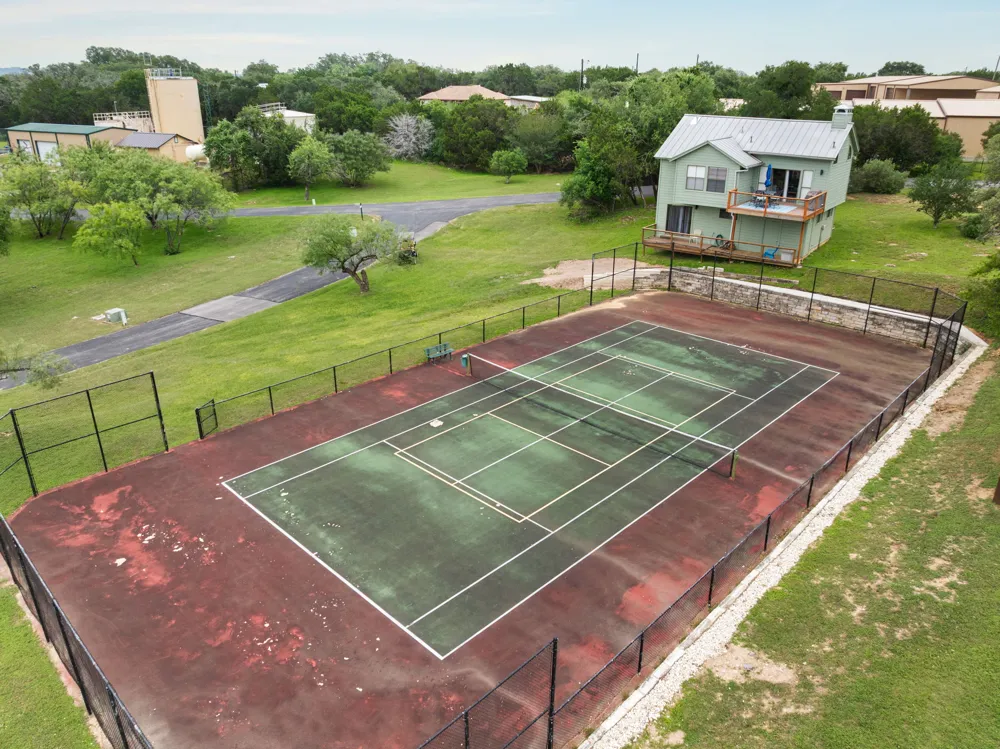 207 Cove Creek Drive Spicewood, TX 78669