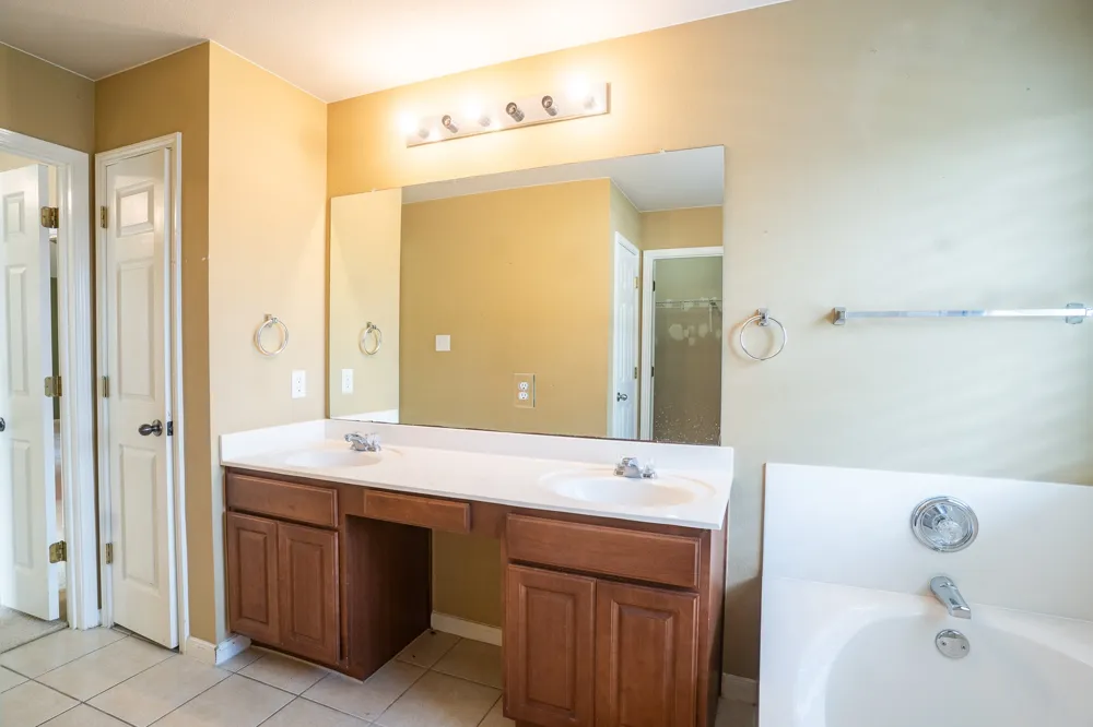 105 Remington Run Bastrop, TX 78602