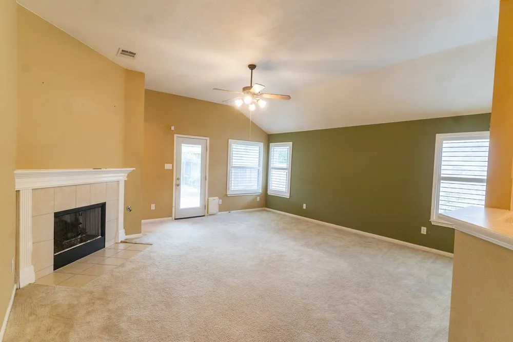 105 Remington Run Bastrop, TX 78602