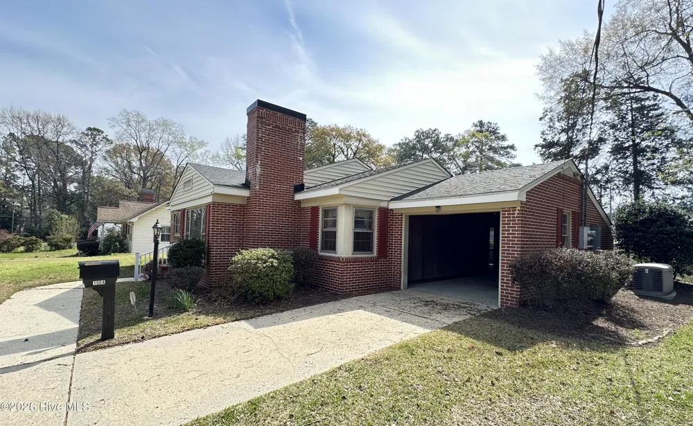 100 Wilson Street ## A Clinton, NC 28328