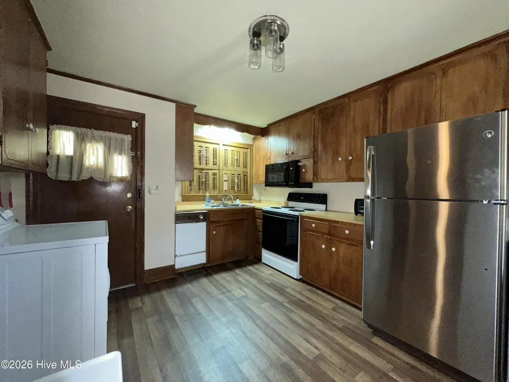 100 Wilson Street ## A Clinton, NC 28328