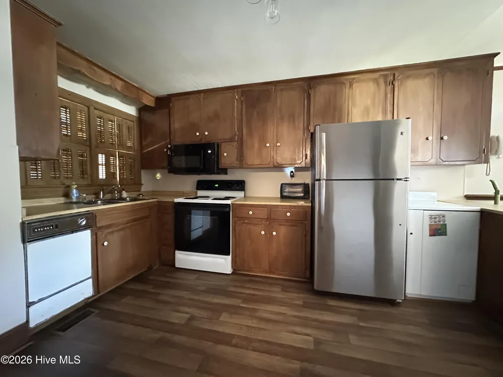 100 Wilson Street ## A Clinton, NC 28328