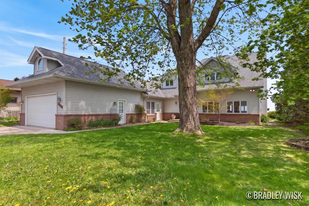 203 S Lake Street Port Sanilac, MI 48469
