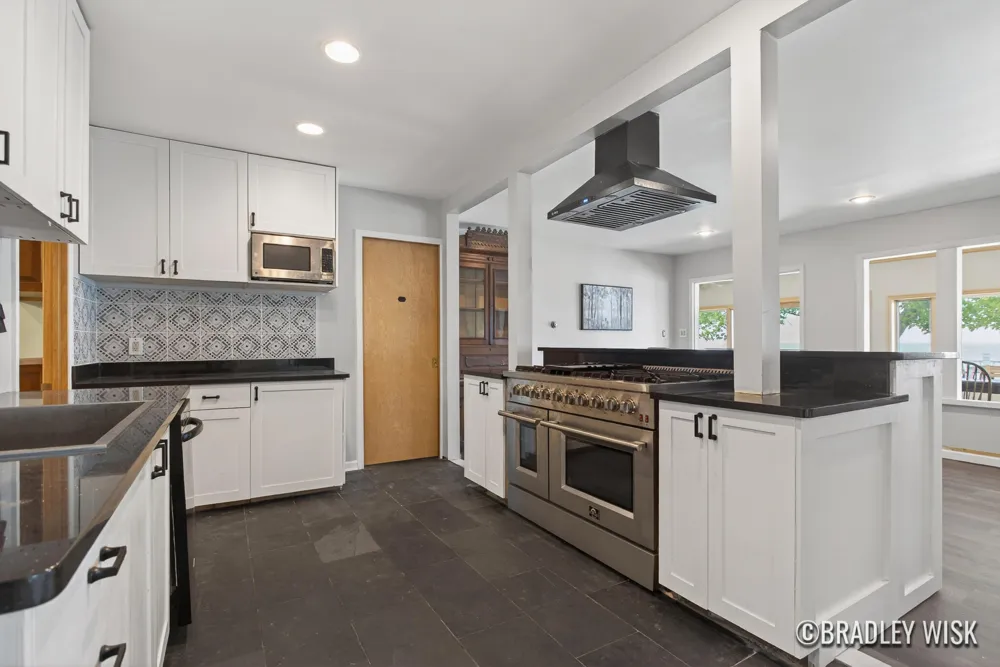 203 S Lake Street Port Sanilac, MI 48469