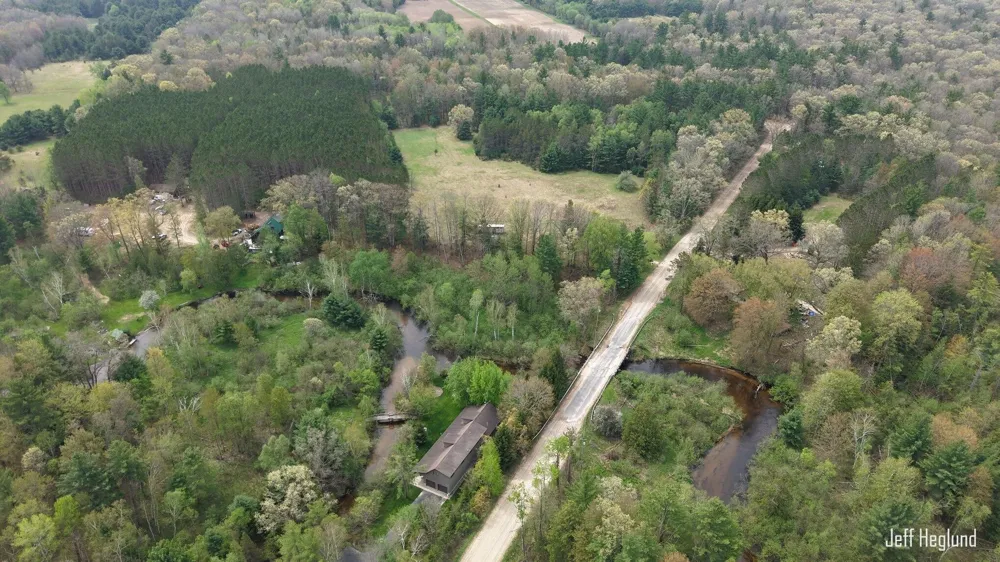 11125 W 11 Mile Road Irons, MI 49644