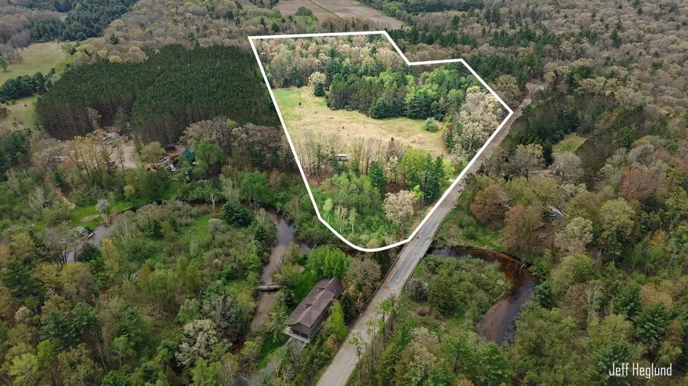 11125 W 11 Mile Road Irons, MI 49644
