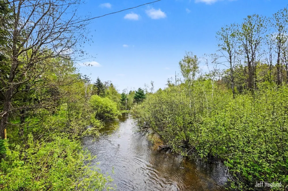 11125 W 11 Mile Road Irons, MI 49644