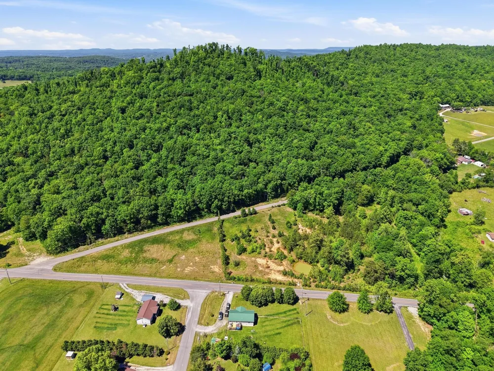 6 Falling Water Rd Cookeville, TN 38506