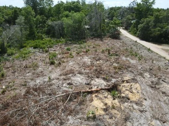 X SE 143RD LN Umatilla, FL 32784