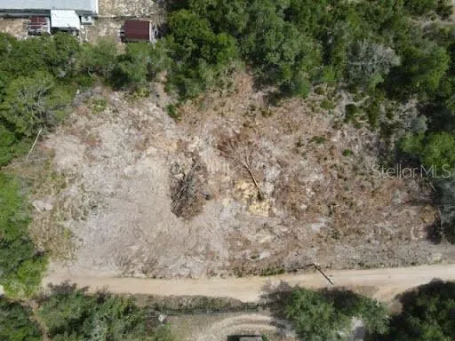 X SE 143RD LN Umatilla, FL 32784