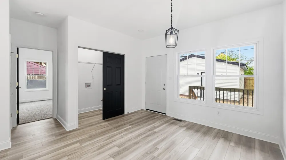 5658 Walter Avenue Hammond, IN 46320