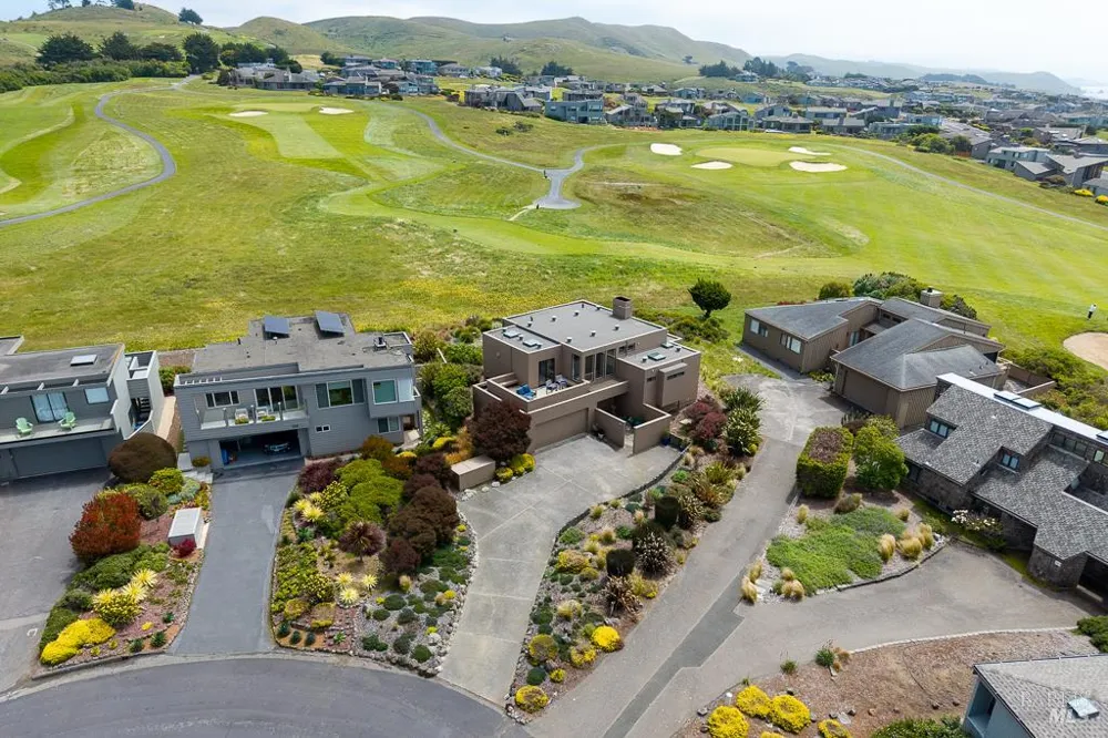 114 Condor Court Bodega Bay, CA 94923