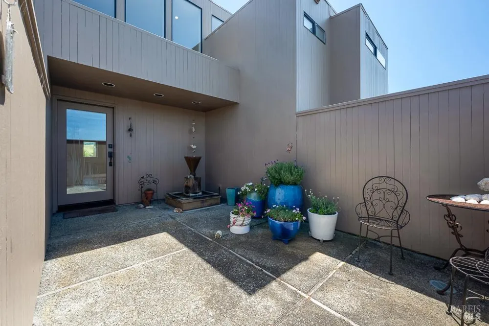 114 Condor Court Bodega Bay, CA 94923