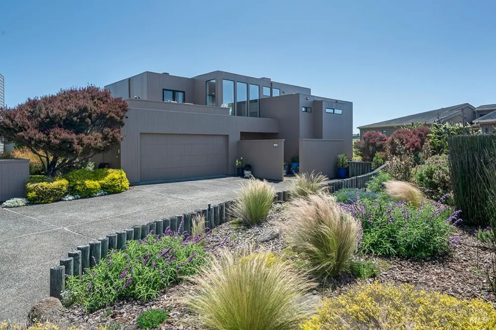 114 Condor Court Bodega Bay, CA 94923