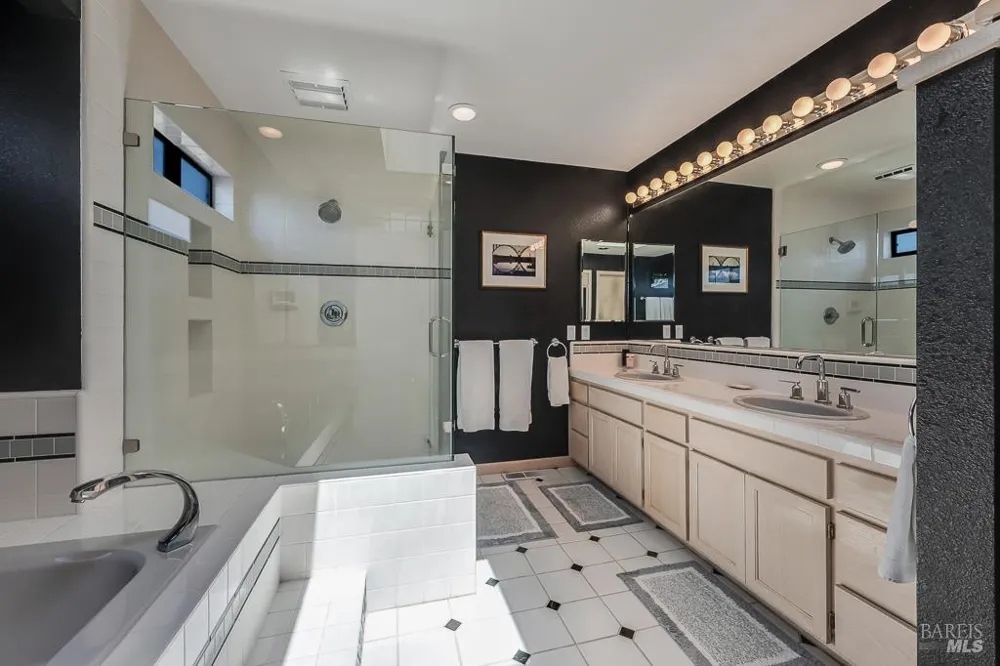 114 Condor Court Bodega Bay, CA 94923