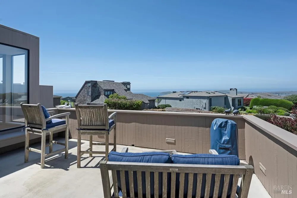 114 Condor Court Bodega Bay, CA 94923