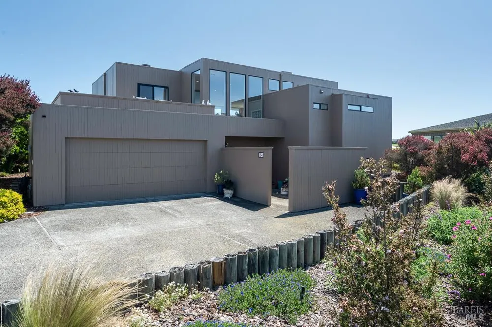 114 Condor Court Bodega Bay, CA 94923
