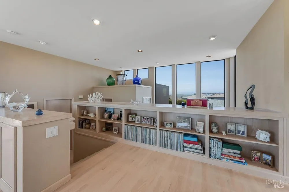 114 Condor Court Bodega Bay, CA 94923
