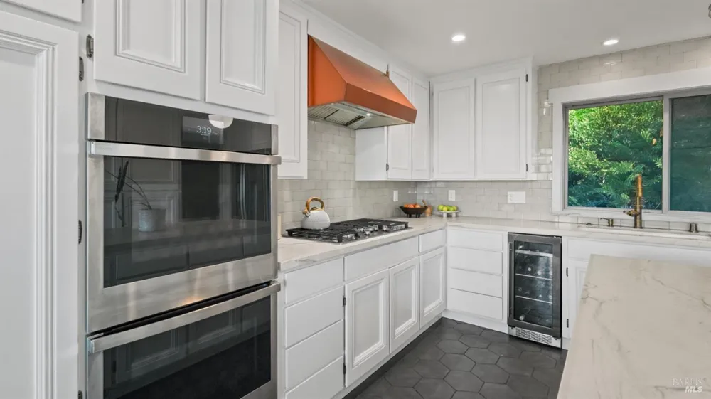 23 Venado Drive Tiburon, CA 94920