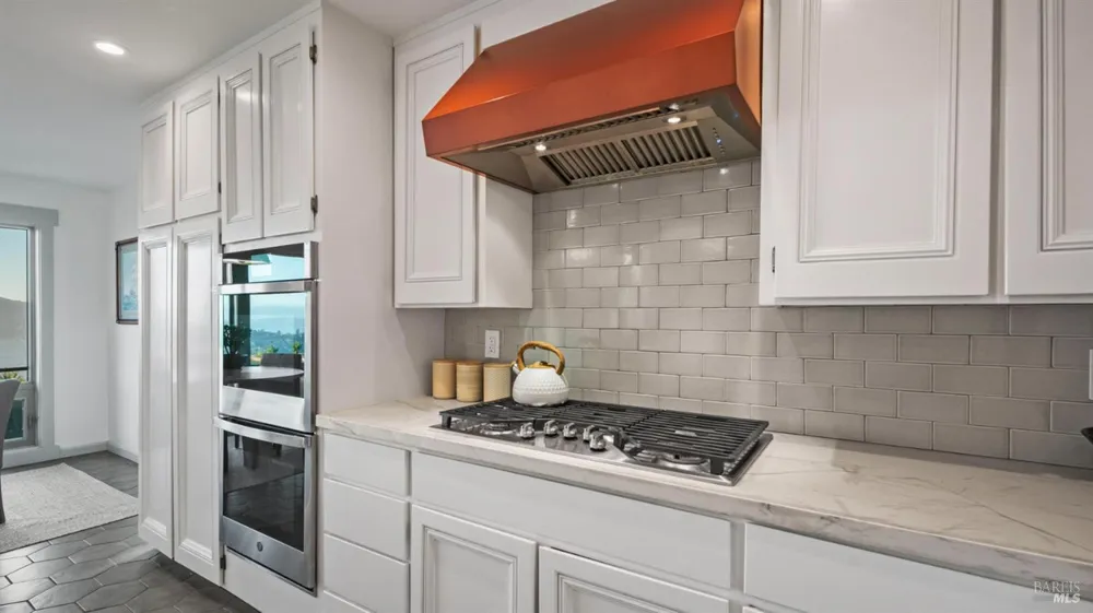 23 Venado Drive Tiburon, CA 94920