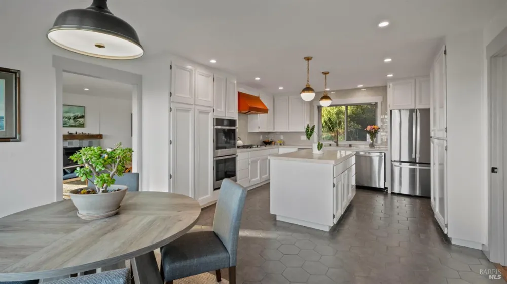 23 Venado Drive Tiburon, CA 94920