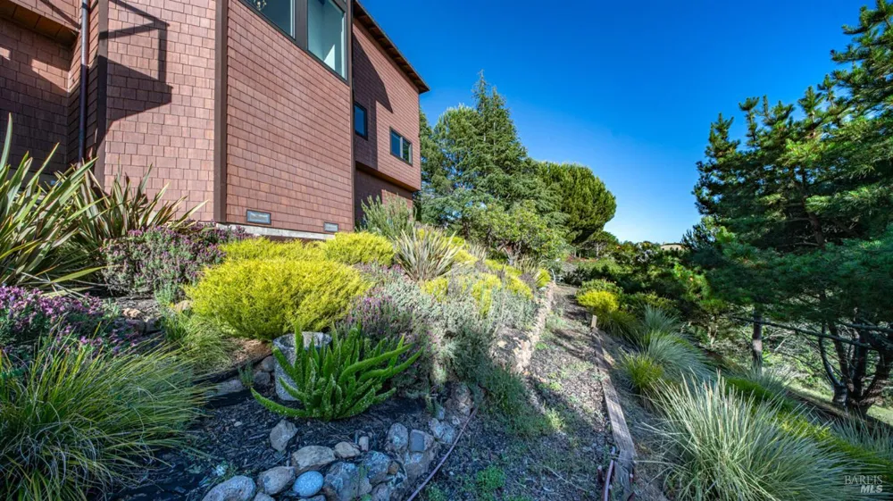 23 Venado Drive Tiburon, CA 94920