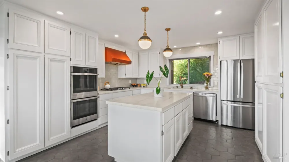23 Venado Drive Tiburon, CA 94920