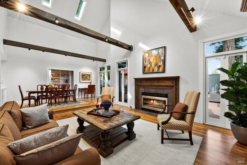 1866 Oak Circle Yountville, CA 94599