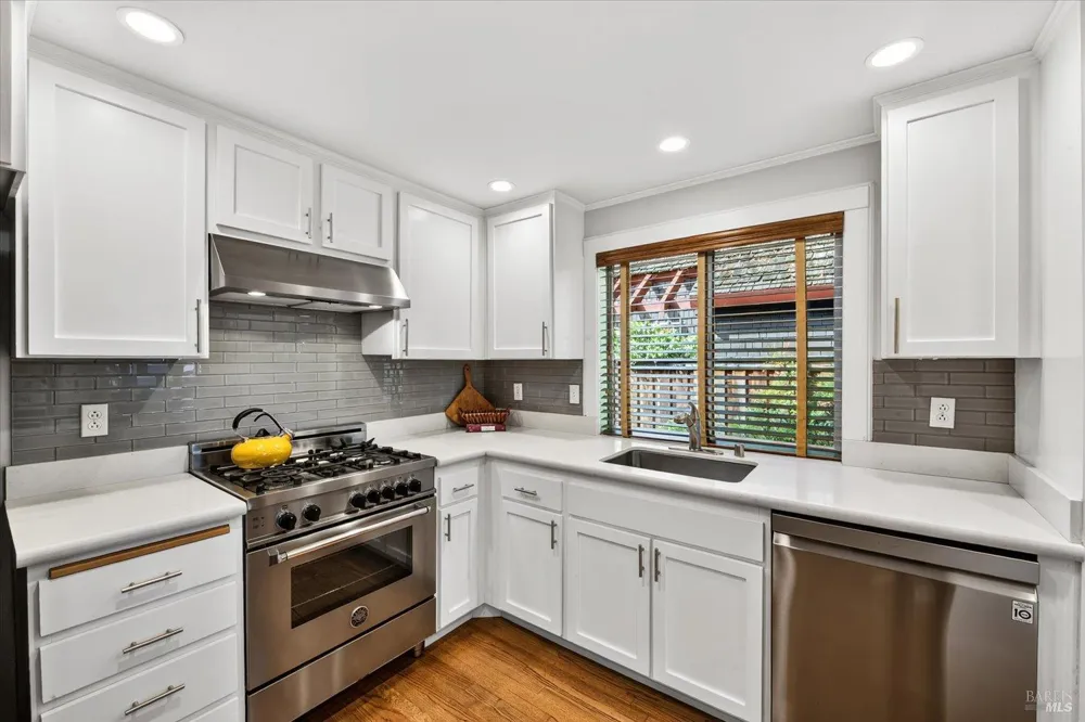 1866 Oak Circle Yountville, CA 94599