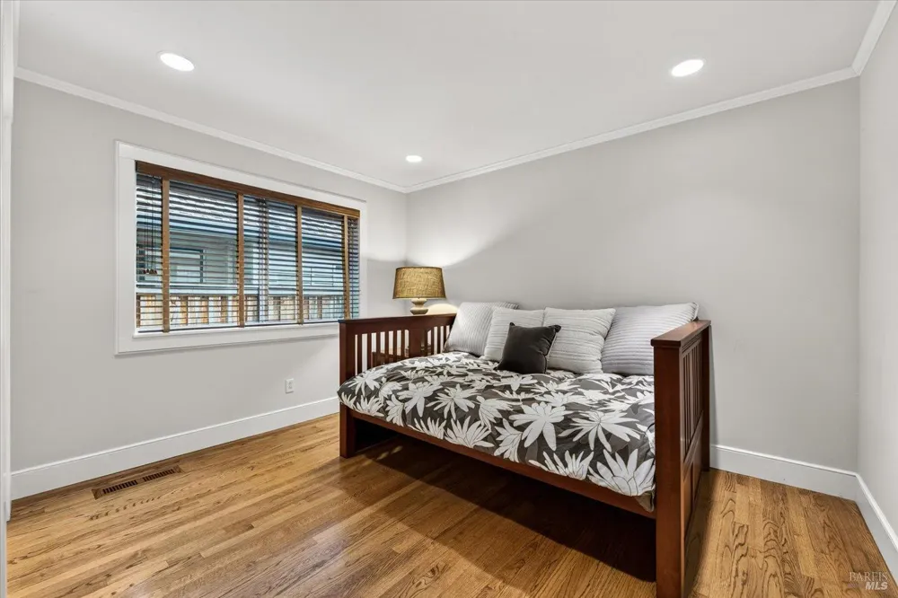 1866 Oak Circle Yountville, CA 94599