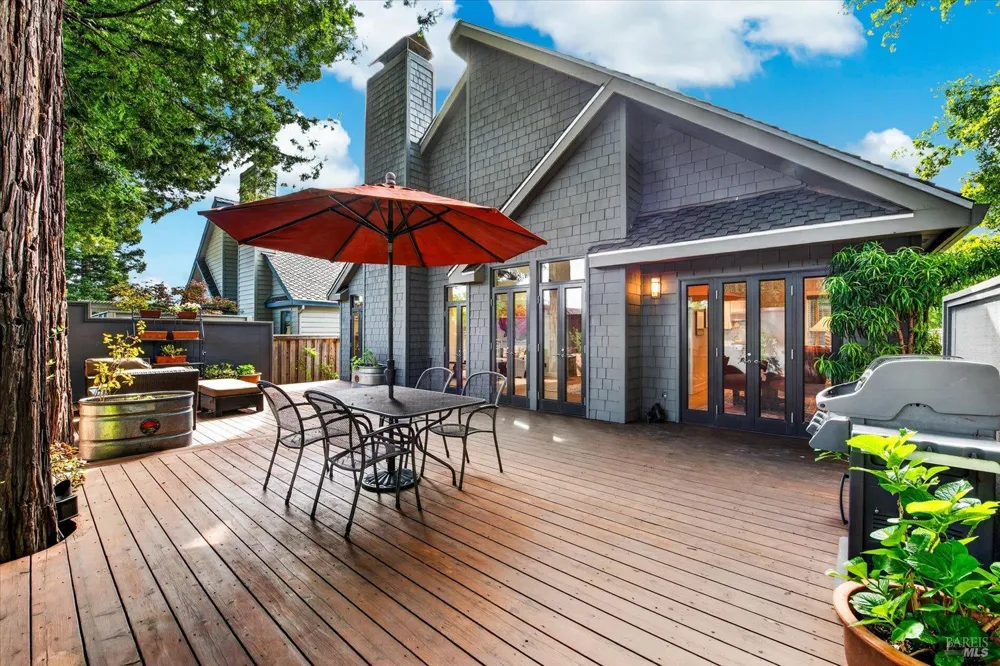 1866 Oak Circle Yountville, CA 94599