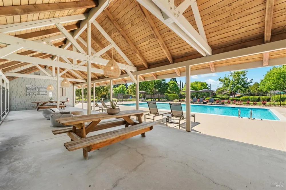 1866 Oak Circle Yountville, CA 94599