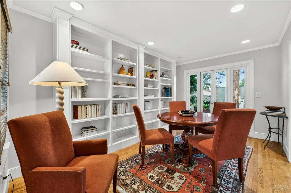 1866 Oak Circle Yountville, CA 94599