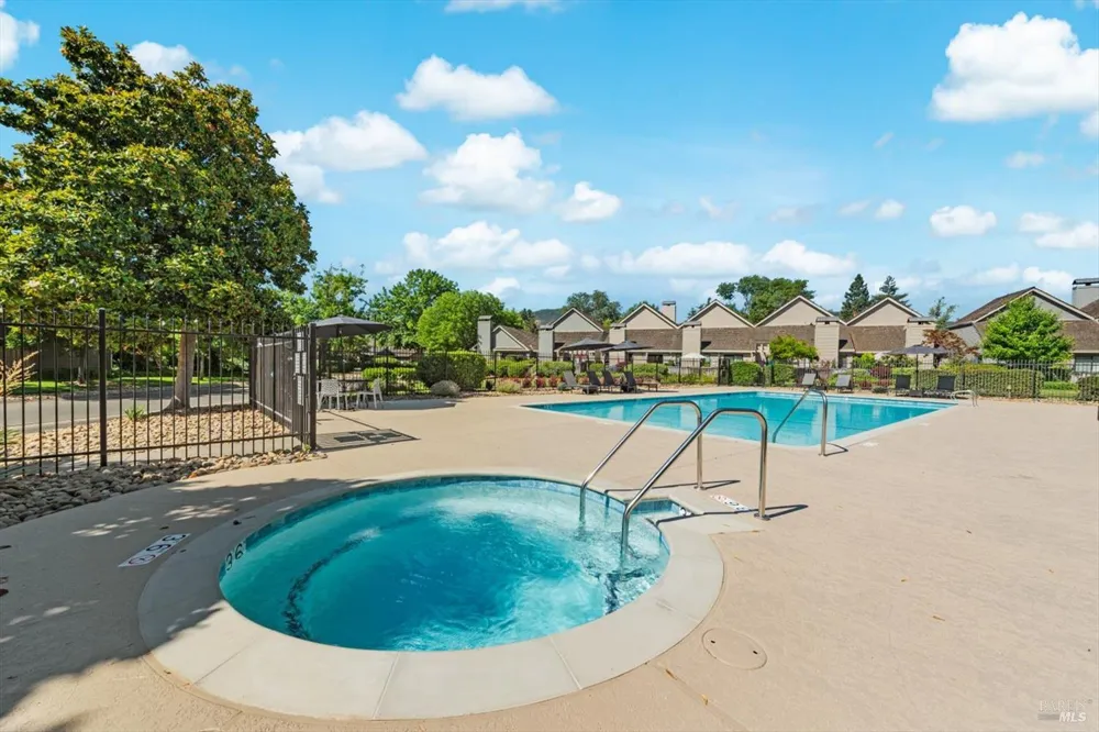 1866 Oak Circle Yountville, CA 94599