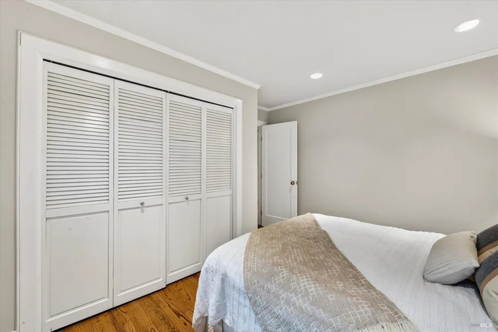 1866 Oak Circle Yountville, CA 94599