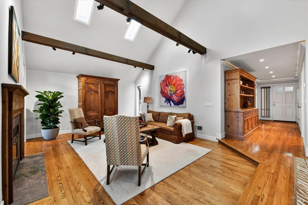 1866 Oak Circle Yountville, CA 94599