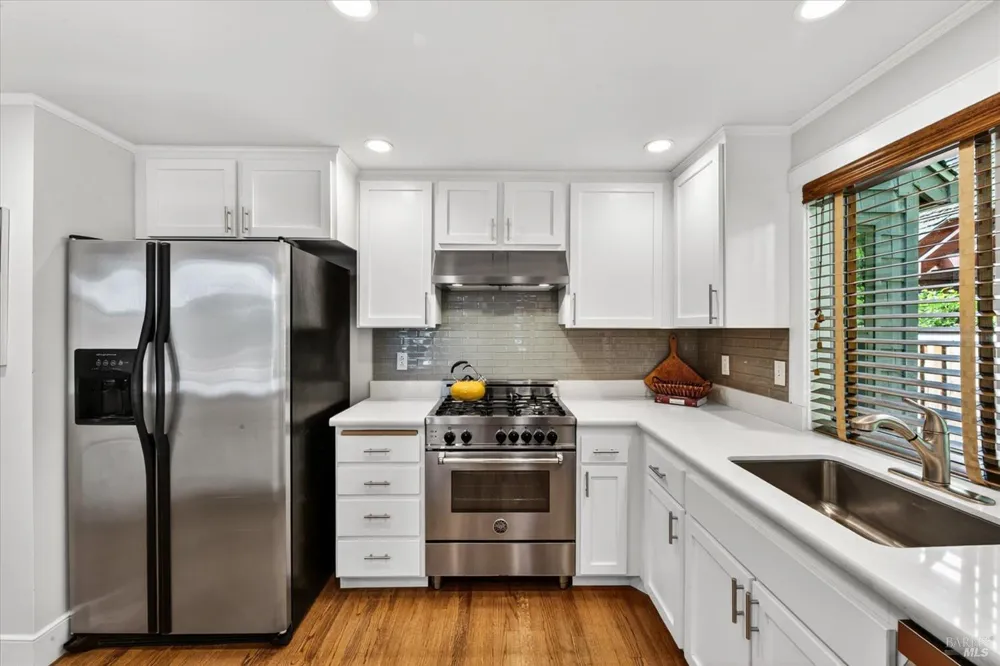 1866 Oak Circle Yountville, CA 94599