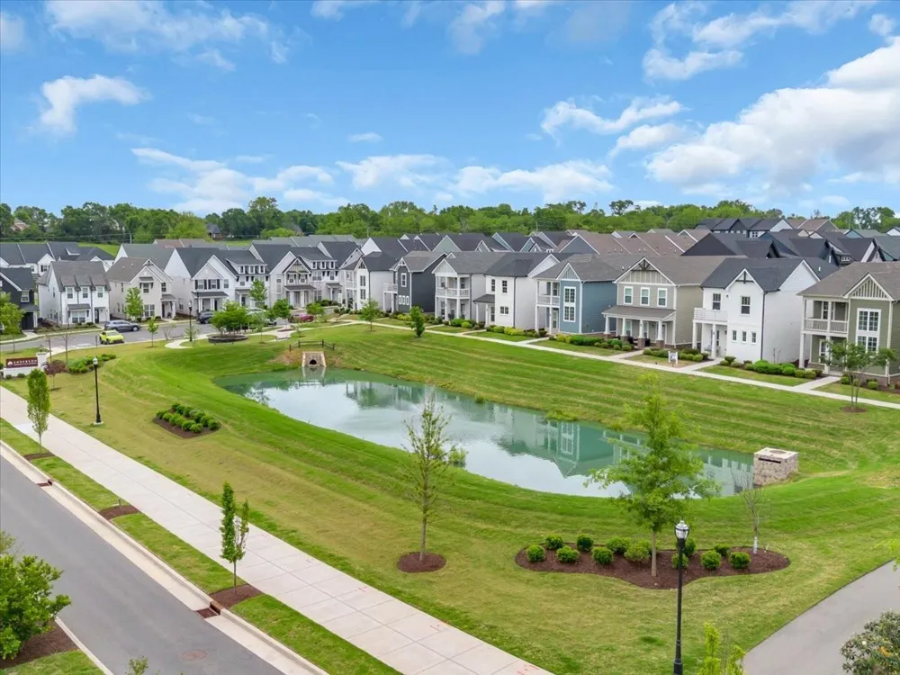 133 Dameron Pvt Dr Hendersonville, TN 37075