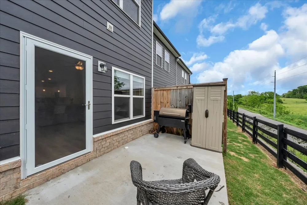133 Dameron Pvt Dr Hendersonville, TN 37075