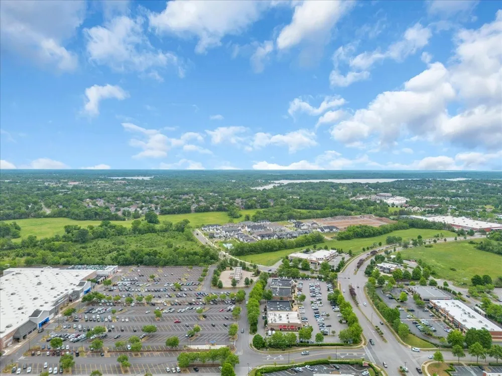 133 Dameron Pvt Dr Hendersonville, TN 37075